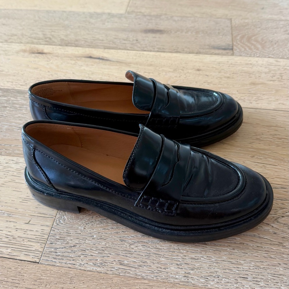Madewell black leather loafers